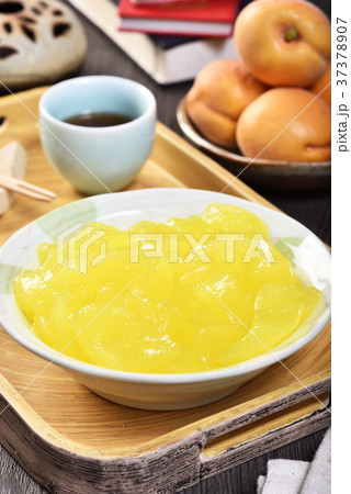 Fun guo (Powder cake) 37378907