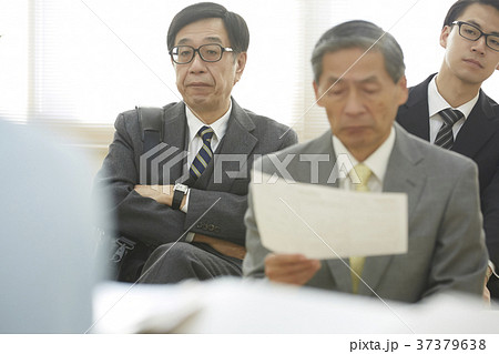 雇用 求人 相談窓口 順番待ち 雇用 求人 相談窓口 順番待ち 37379638