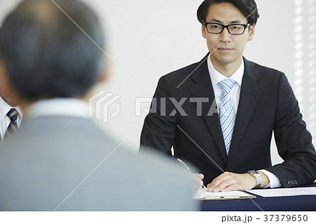 ビジネス 面接 男性 ビジネス 面接 男性 37379650