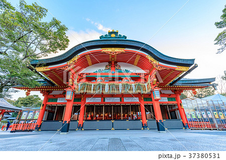 京都 伏見稲荷大社 本殿の写真素材