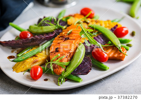 Grilled Sweet Potatoes with Snap pea and Rocket 37382270
