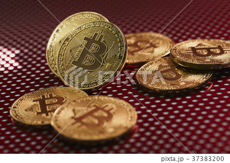 Bitcoin 金貨 仮想通貨 ゴールド 赤 アルミ パンチ 37383200