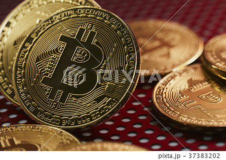 Bitcoin 金貨 仮想通貨 ゴールド 赤 アルミ パンチ 37383202