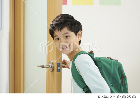 男 男性 男の子 37385035