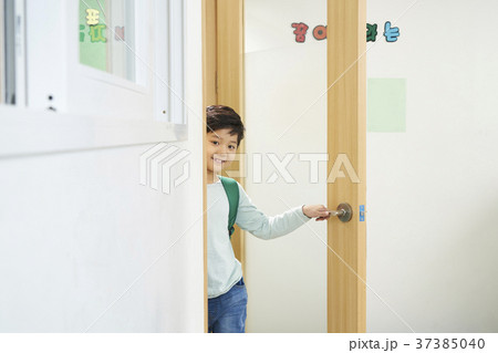 男 男性 男の子 37385040