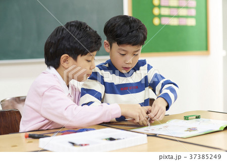 勉強 男 男性 37385249