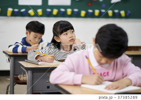 勉強 教室 子供 37385289