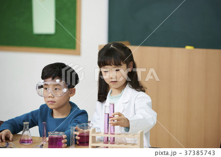 教室 実験器具 小学生 37385743