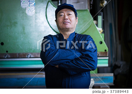 町工場 労働者 町工場 労働者 37389443