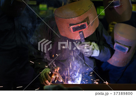 町工場　溶接工 37389800