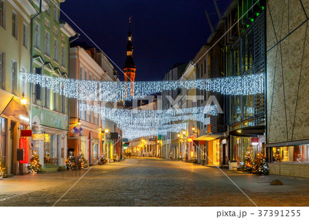 Tallinn. Viru Street at night. 37391255