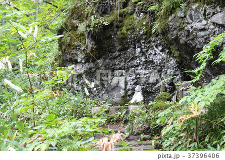 戸隠神社参道の地蔵 37396406
