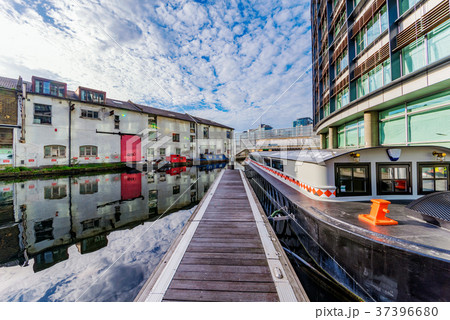 Paddington Basin boats and architecture 37396680