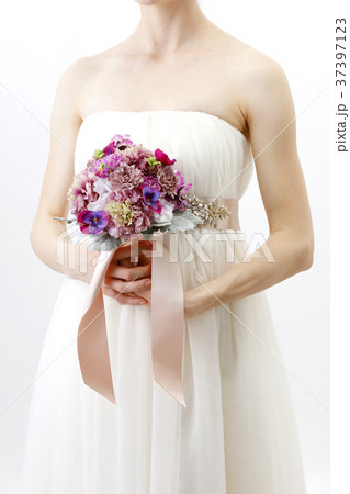 ブライダルビューティーショット　外国人女性 37397123