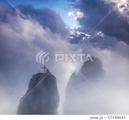 Sunrise on Mount Ai-Petri, Crimea, Ukraine 37399082