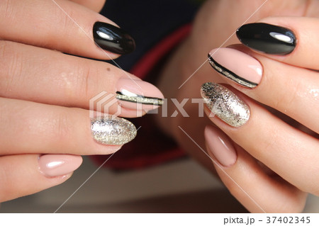 Nails black and coffee color with abstraction Nails black and coffee color with abstraction 37402345