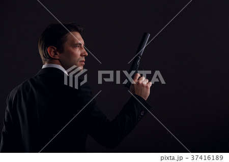 Photo of gangster man with gun 37416189