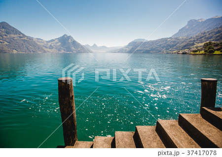 lucerne lake vierwaldstaettersee switzerland 37417078