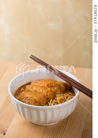 Asian food Hot and Spicy Curry Laksa Noodles 37418078