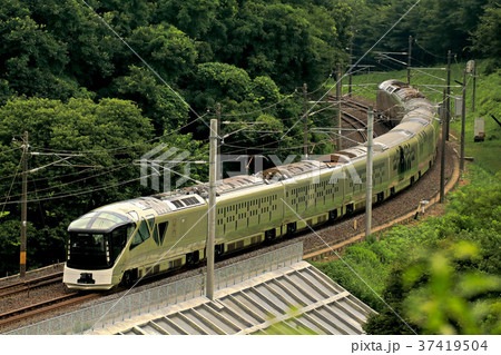 TRAIN SUITE 四季島 37419504