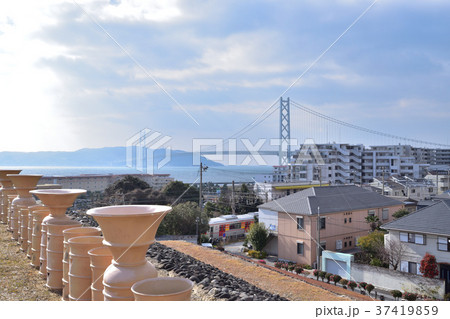 五色塚古墳から見た明石海峡大橋 37419859