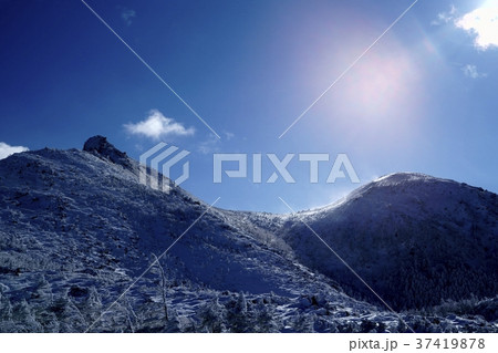 東・西天狗岳 (撮影地:八ヶ岳、黒百合平、天狗の奥庭付近) 東・西天狗岳 (撮影地:八ヶ岳、黒百合平、天狗の奥庭付近) 37419878