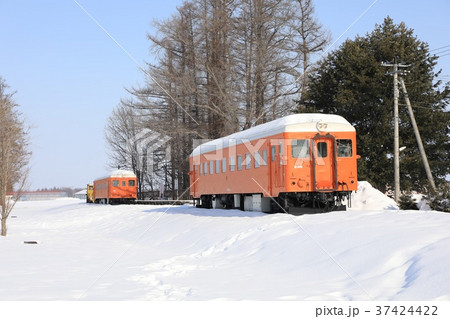幸福駅のキハ22形気動車（2018年1月） 37424422