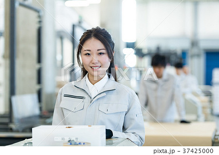 物流センター、倉庫、スタッフ 37425000