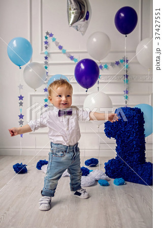child in the day of birth one year child in the day of birth one year 37427551