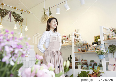 花 花屋 女性 37428726