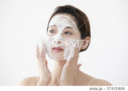 洗顔イメージ 洗顔イメージ 37435806