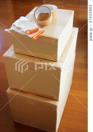 梱包 梱包 37435903