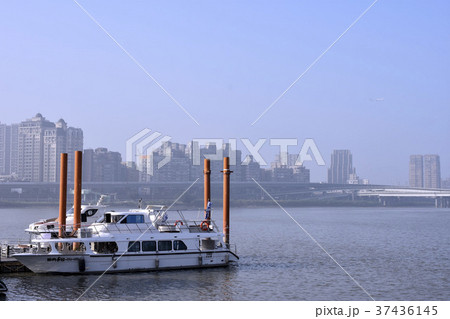 はしけ 艀 バージ船 37436145