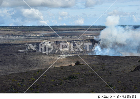 キラウエア火山 37438881