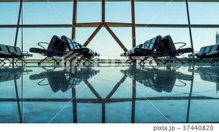 Empty empty airport terminal with passenger seats 37440820
