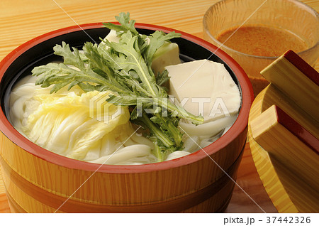 冷やしうどん 冷やしうどん 37442326