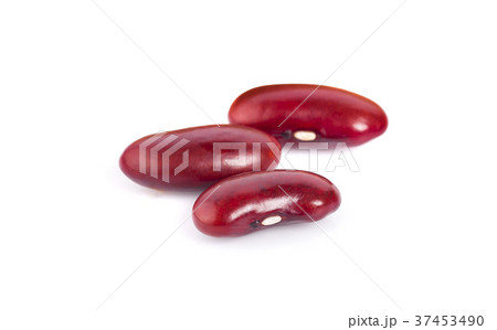 Red beans isolated on white background Red beans isolated on white background 37453490