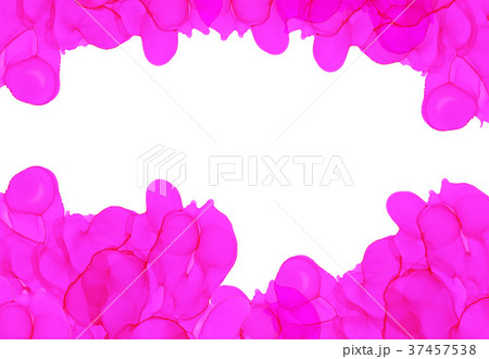 Pink splash center copy space horizontal 37457538