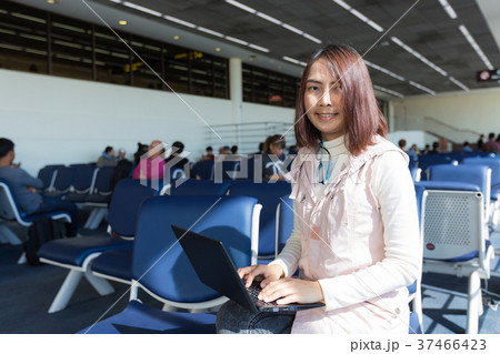 Business woman using laptop. 37466423