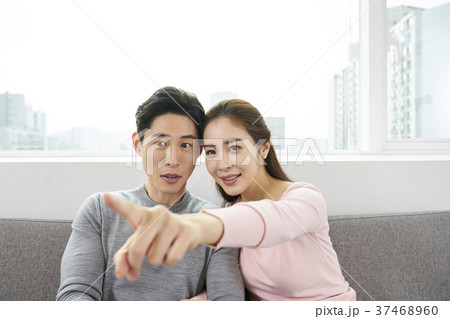 感情 笑顔 微笑 37468960