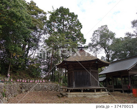 鹿苑寺地蔵堂 鹿苑寺地蔵堂 37470015