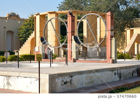 ジャンタル・マンタル天文台　チャクラ・ヤントラ 37470660
