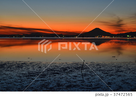 江川海岸と富士 37472565