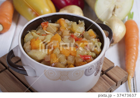 Vegetable stew   37473637