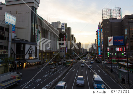 錦糸町の夕暮れ 37475731