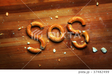 Bagel Text Studio quality Wooden background Barank Bagel Text Studio quality Wooden background Barank 37482499