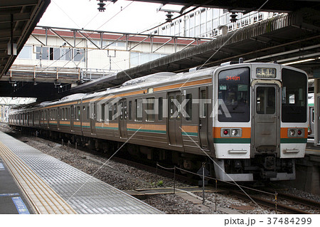 両毛線211系(5両編成・幕車) 両毛線211系(5両編成・幕車) 37484299