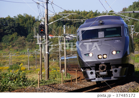 長洲以南久々の入線　787系つばめ型車両 37485172