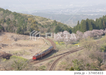 ~観光列車「いさぶろう・しんぺい」~日本で唯一 ループ線とスイッチバックが同居する大畑駅 ~観光列車「いさぶろう・しんぺい」~日本で唯一 ループ線とスイッチバックが同居する大畑駅 37485833