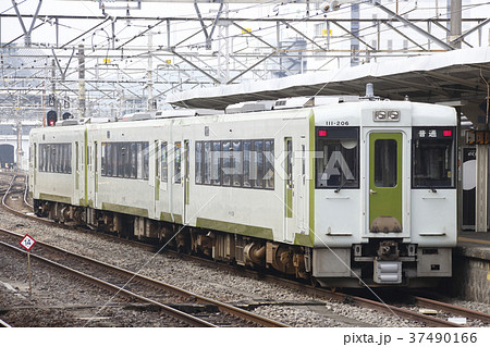 八高線キハ110形 3両編成 の写真素材